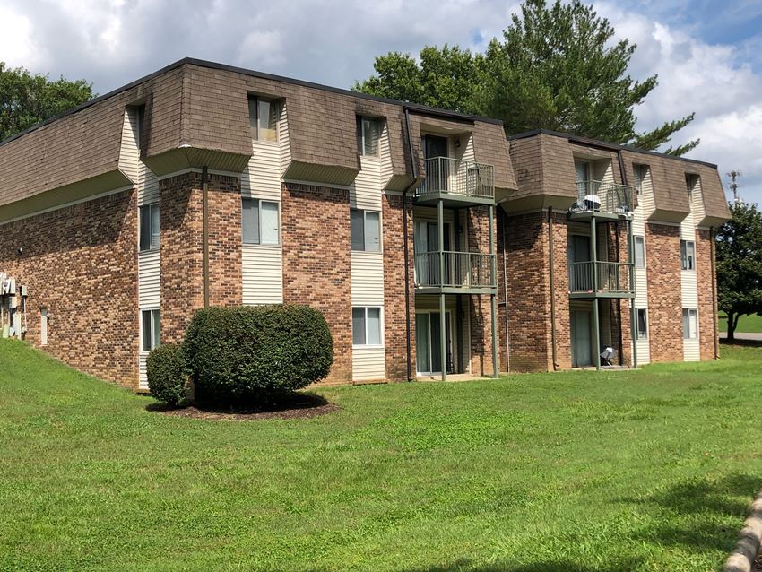 Tulip Grove Apartments, 4701 Lebanon Pike, Hermitage, TN RentCafe